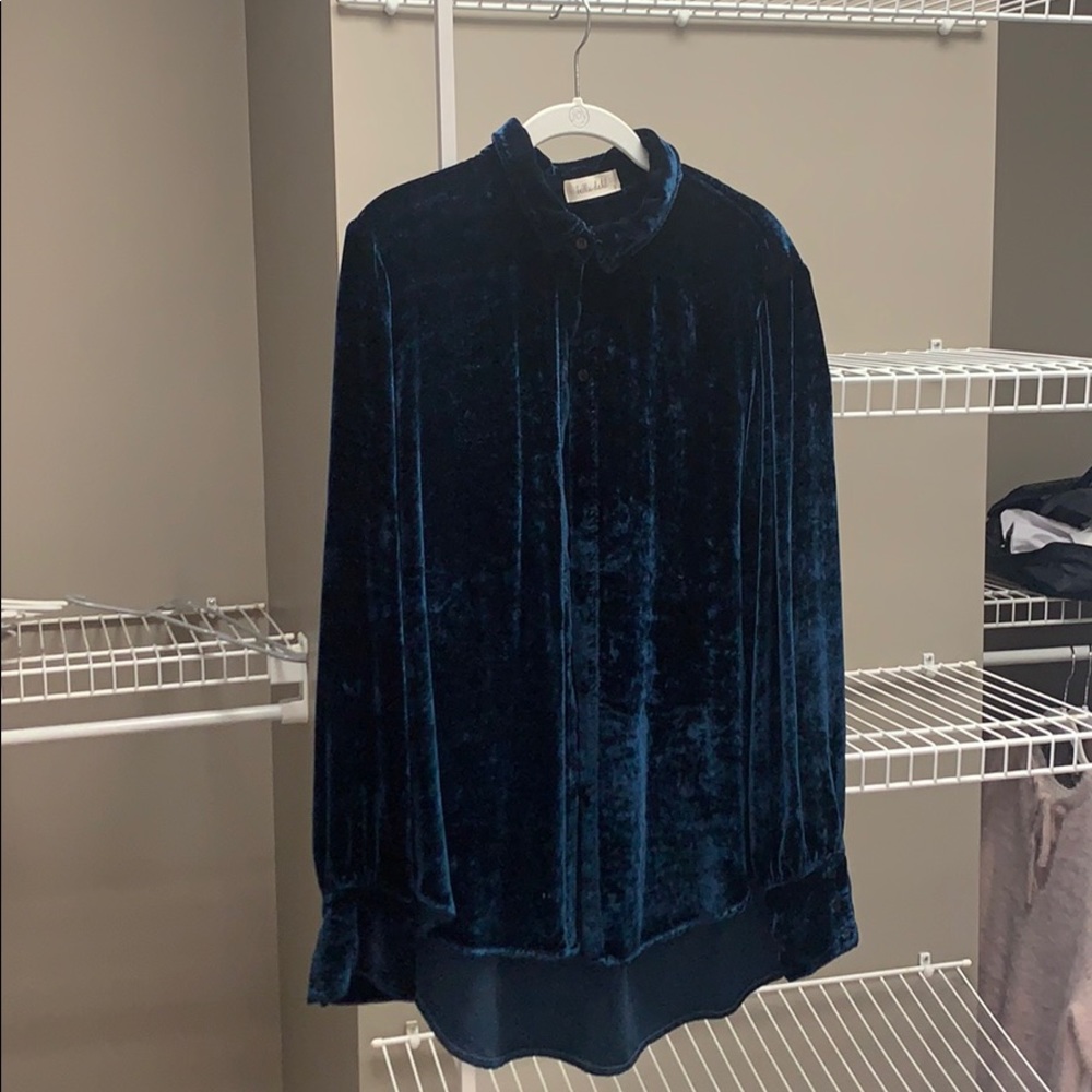 Bella Dahl blue velvet shirt